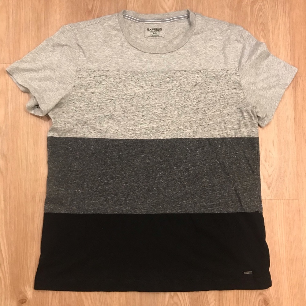 Express sz Large Color Blocked Crew Neck Tee